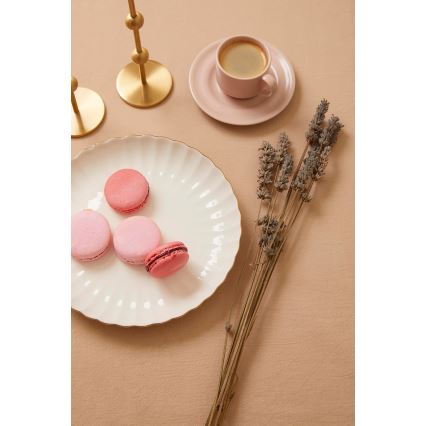 27-delars middagsservis i vitt porslin med gulddetaljer