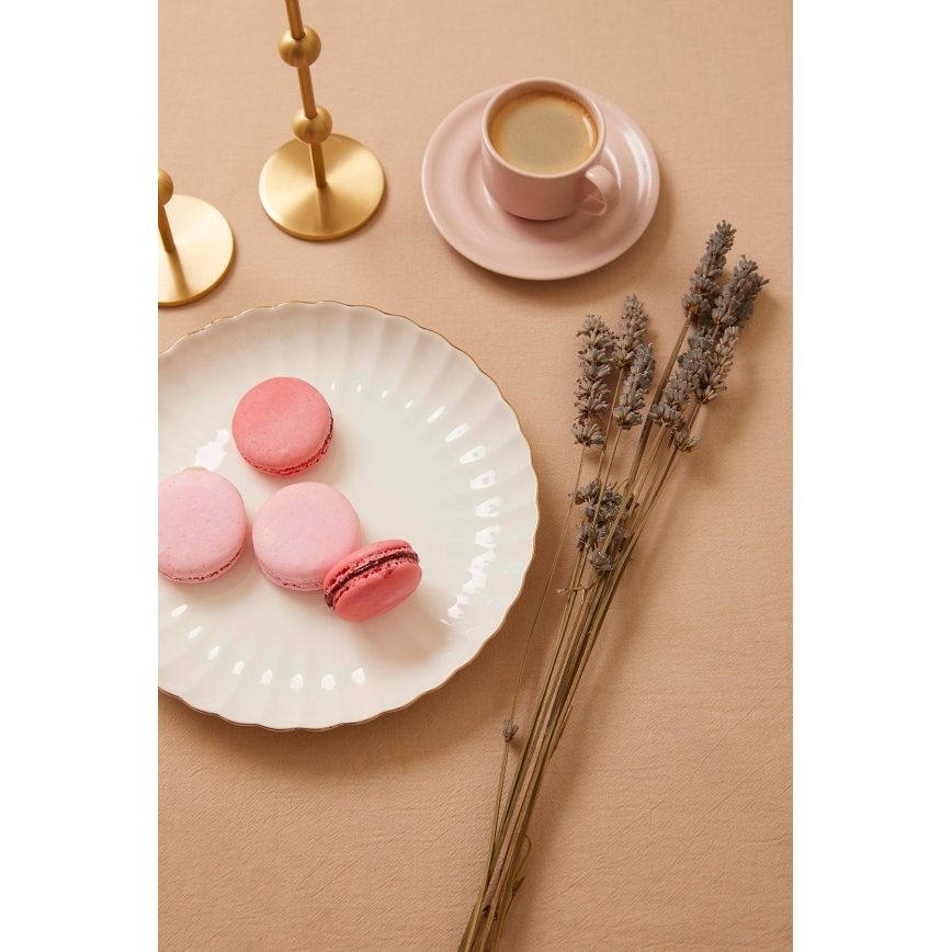 27-delars middagsservis i vitt porslin med gulddetaljer