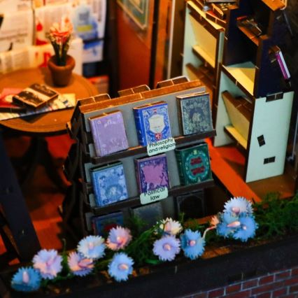 2Kids Toys - 3D-pussel LED Bokstöd Bokhandelns själ 2xAAA