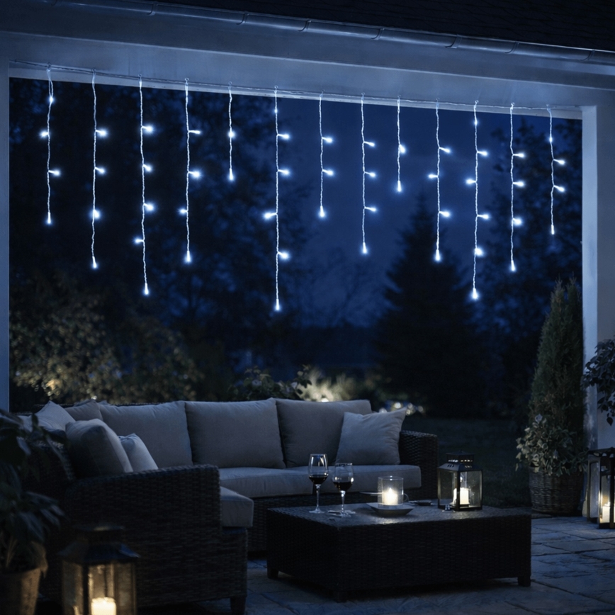 Aigostar - LED utomhus julslinga 300 LED/8 funktioner 3xAA 18x0,6 m IP44 kallvit