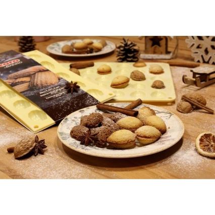 Bakform i silikon TORO, krämfärgad