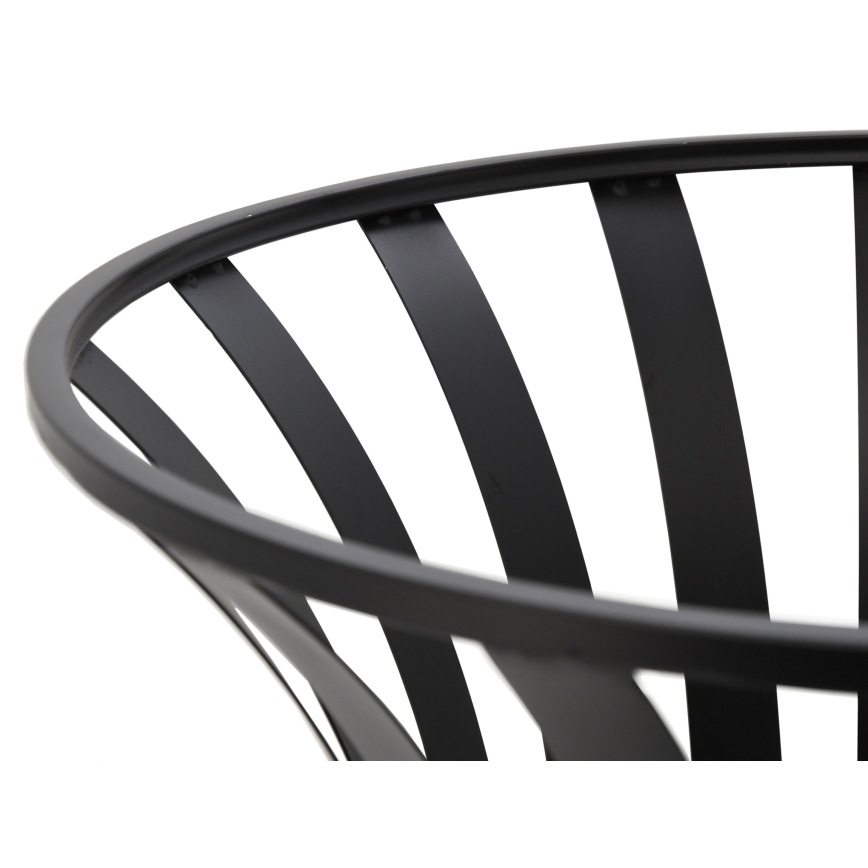 Bärbar trä lägereld med galler i svart