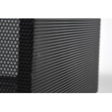 Bärbar trä lägereld med galler i svart