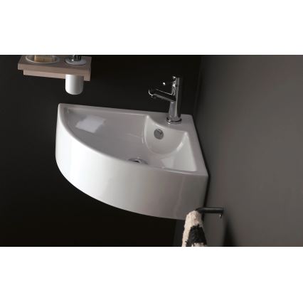 Bathco 0043 - Väggmonterat hörntvättställ OPORTO 64,5 x 47 cm porslin/vit