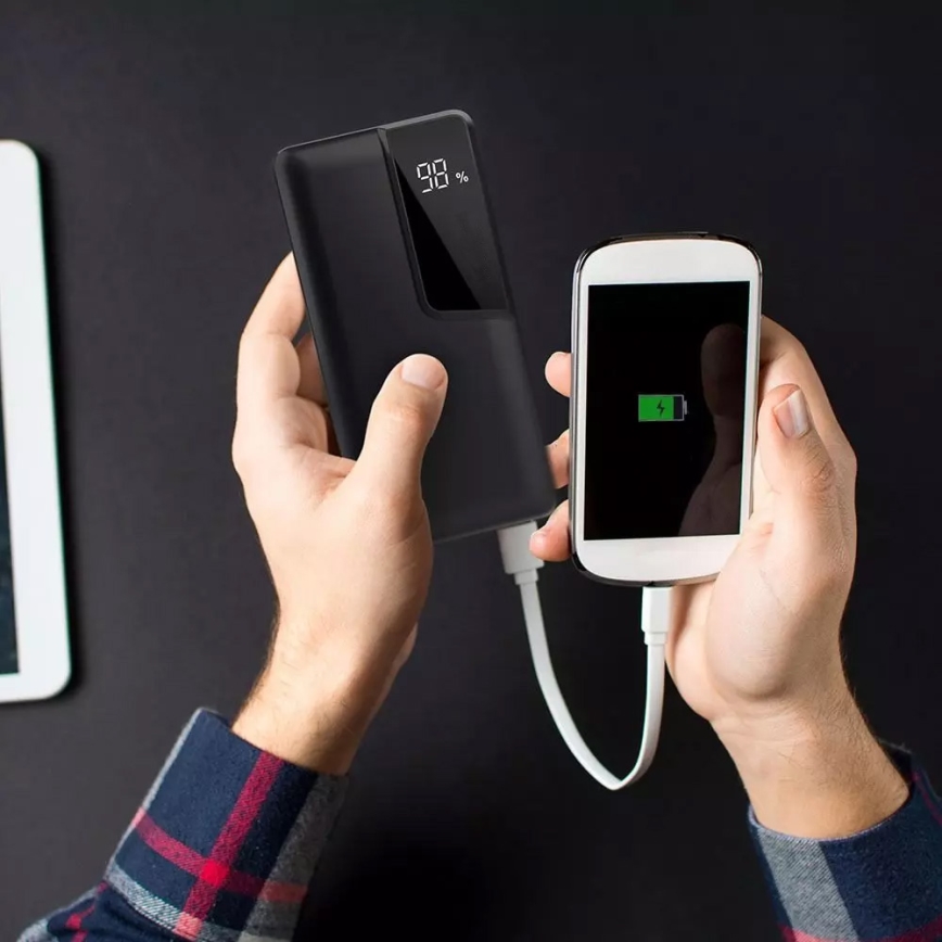 Batteriladdare med skärm 10000mAh/3,7V svart