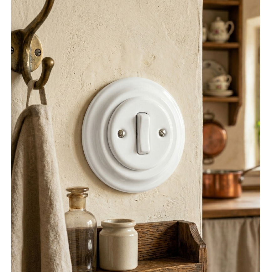 Bohemia-Design - Enkel retroströmbrytare i porslin med ram nr. 6, vit