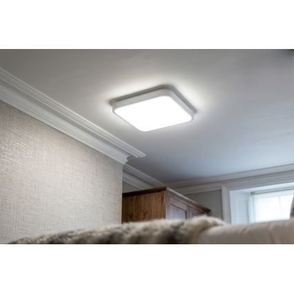 BRILAGI - LED badrumstakarmatur med sensor ZENNA LED/24W/230V 34,5x34,5 cm IP44 vit + fjärrkontroll