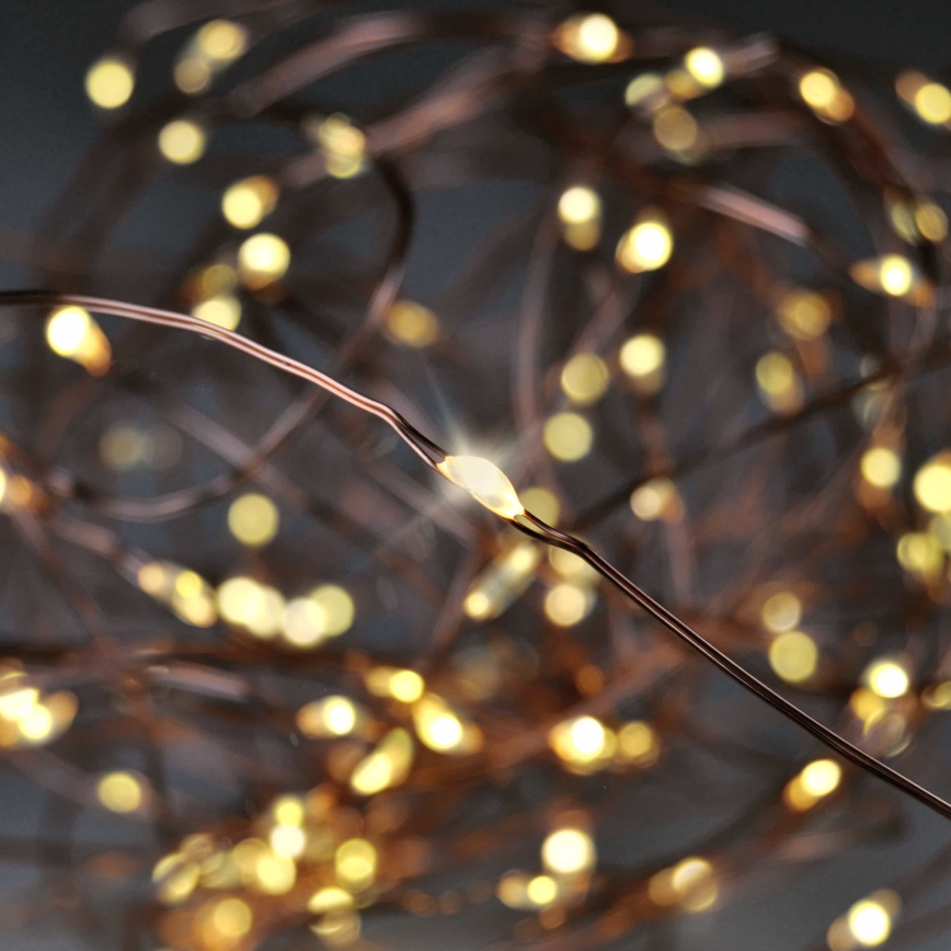 BRILAGI - LED-julslinga 100xLED/3xAA 10m varmvit