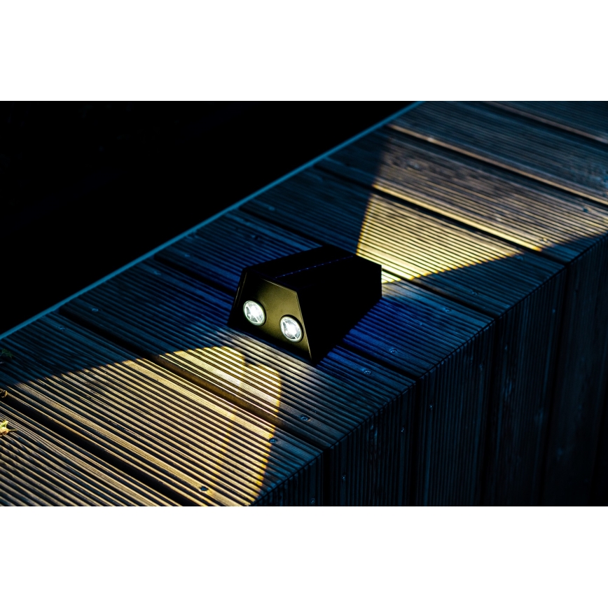 Brilagi - LED solcellsvägglampa PYRAMID LED/2W/3,2V 1300 mAh IP54