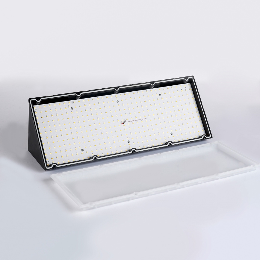 Brilagi - LED utomhusvägglampa TRIANGLE LED/42W/230V 3000/4000/6500K 45 cm svart IP65