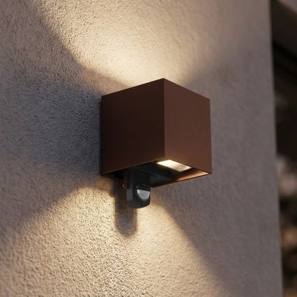 Brilagi - LED utomhusvägglampa med sensor CUBE LED/6W/230V brun IP65