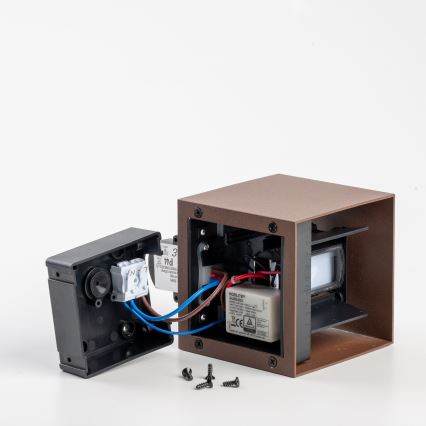 BRILAGI - LED utomhusvägglampa med sensor CUBE LED/6W/230V brun IP65