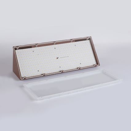 Brilagi - LED utomhusvägglampa TRIANGLE LED/42W/230V 45 cm brun IP65