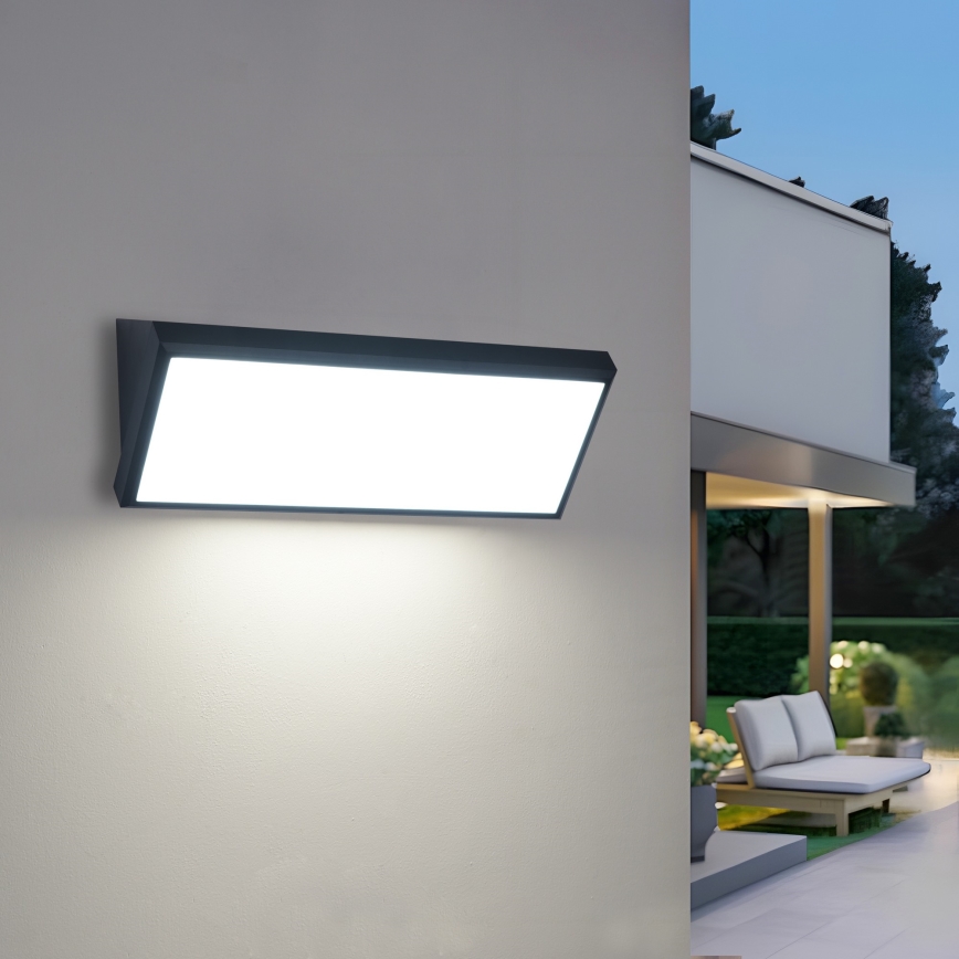 Brilagi - LED utomhusväggarmatur TRIANGLE LED/42W/230V 45 cm svart IP65