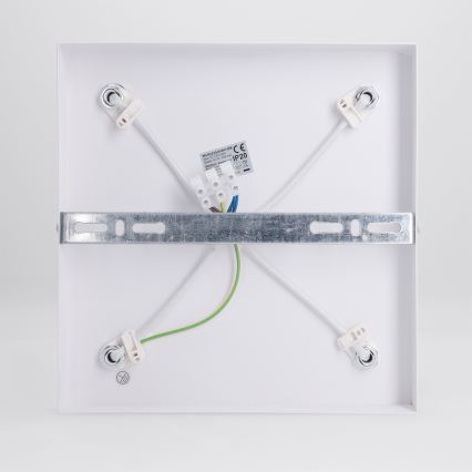 BRILAGI - Spotarmatur SELE SQUARE 4xGU10/30W/230V vit/ekdekor