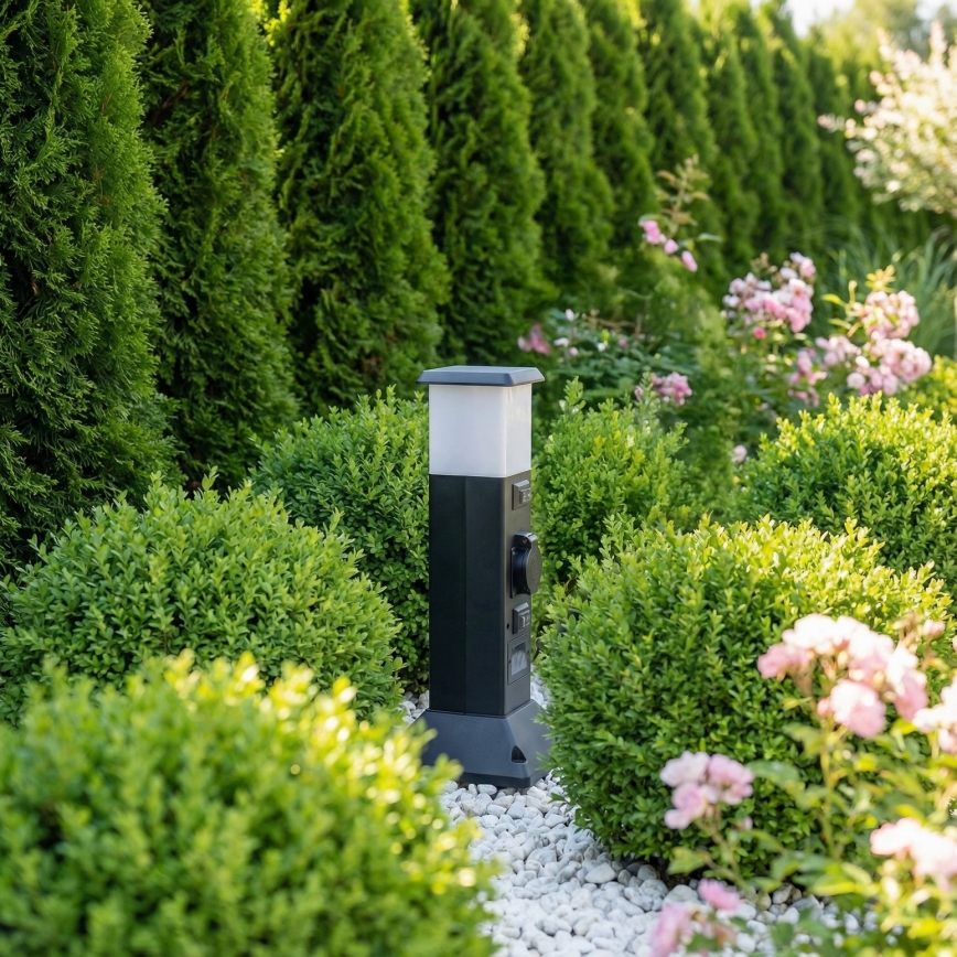 Brilagi - Utomhuslampa med 2 SCHUKO-uttag, 1 x E14/15 W/230 V, IP44, svart