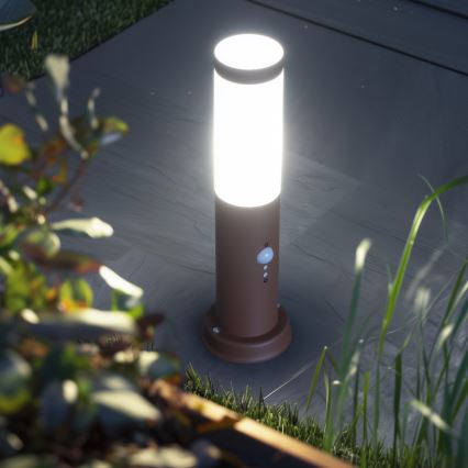 BRILAGI - Utomhuslampa med sensor NOVA 1xE27/15W/230V 40 cm IP44 brun