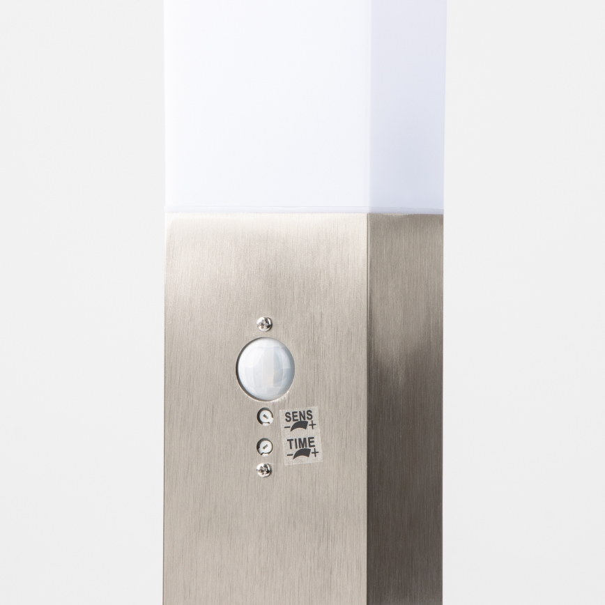 Brilagi - Utomhuslampa med sensor NOVA 1xE27/15W/230V 40 cm IP44 mattkrom