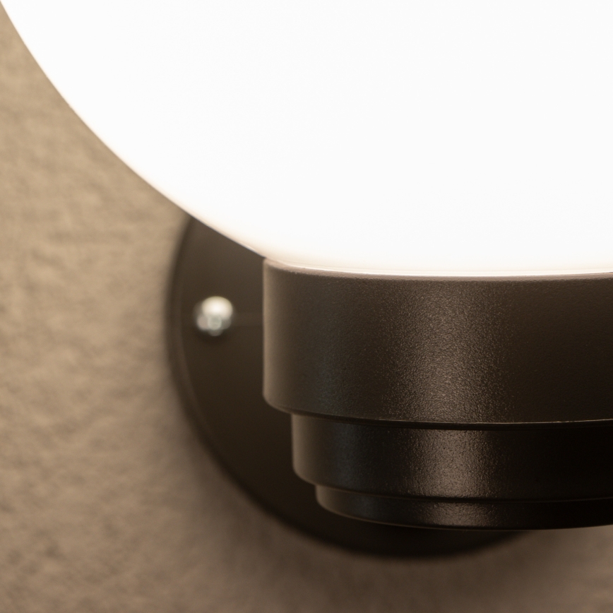 BRILAGI - Utomhusvägglampa HARBOR 1xE27/40W/230V IP33 svart/vit