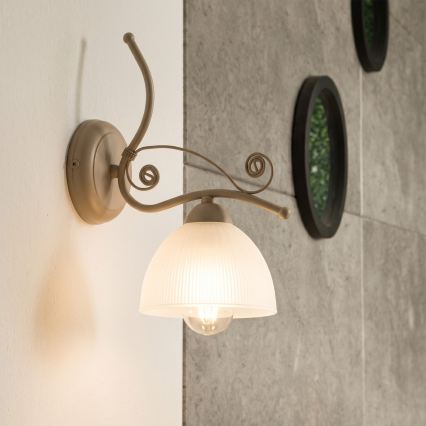 Brilagi - Vägglampa ANTICO MODERN 1xE27/60W/230V beige