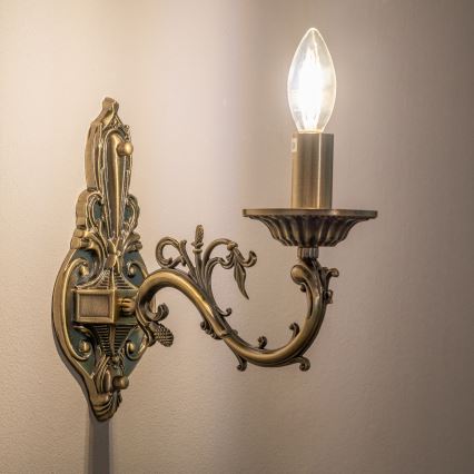 BRILAGI - Vägglampa CLASSIC 1xE14/10W/230V mässing