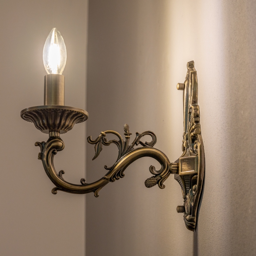 BRILAGI - Vägglampa CLASSIC 1xE14/10W/230V mässing