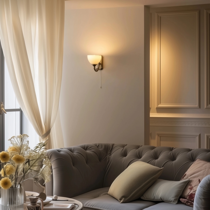 Brilagi - Vägglampa CLASSIC 1xE27/60W/230V mässing