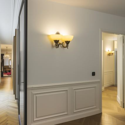 Brilagi - Vägglampa CLASSIC 2xE27/60W/230V mässing