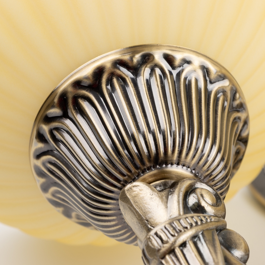 Brilagi - Vägglampa CLASSIC 2xE27/60W/230V mässing