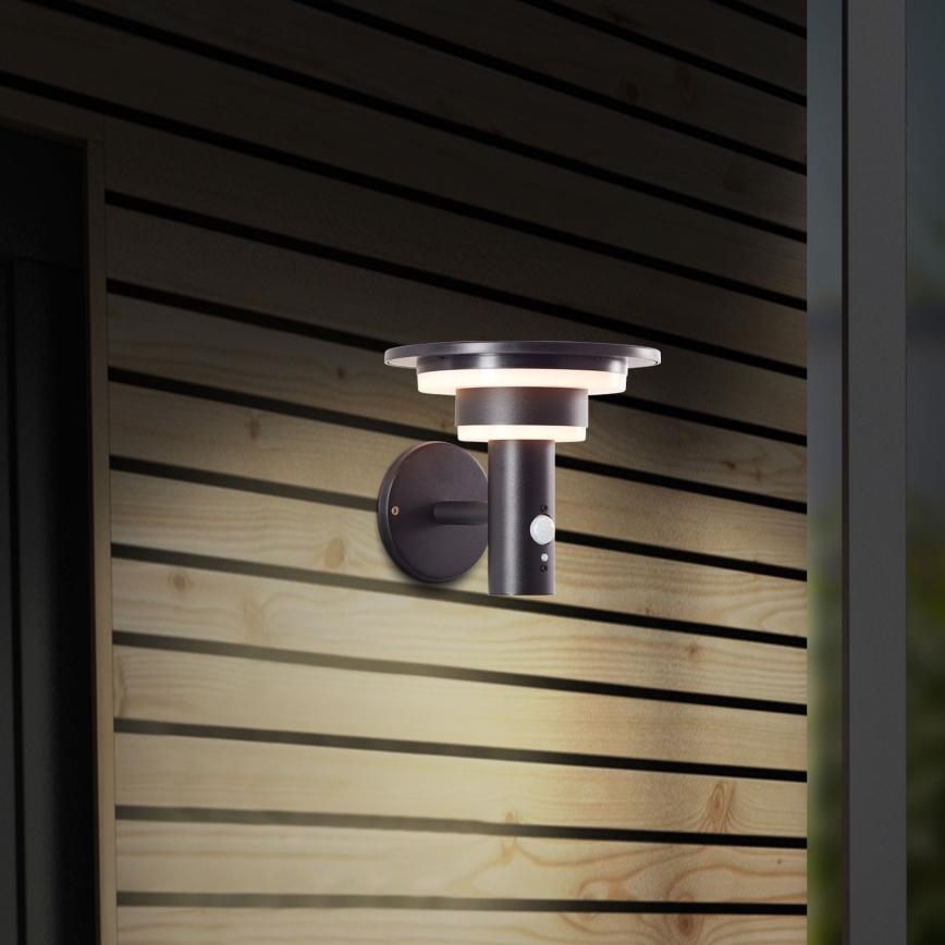 Brilliant - LED solcellsvägglampa med sensor GARVINA LED/3W/3,7V 2000 mAh IP44 svart