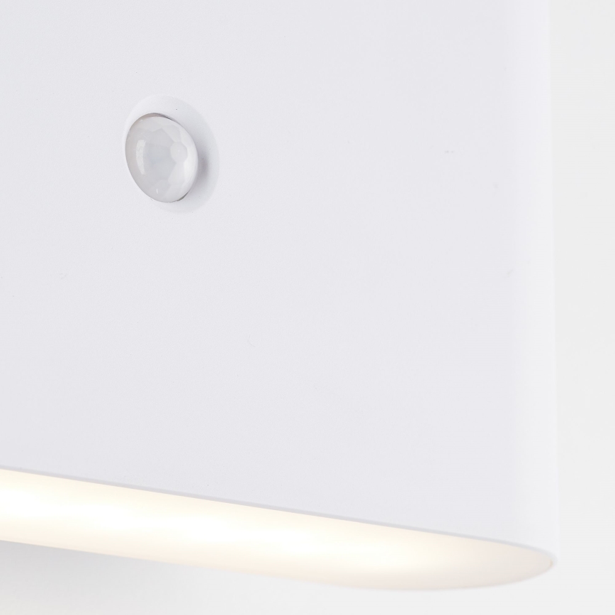 Brilliant - LED utomhus vägglampa med sensor XINO LED/3W/5V 3600 mAh IP44 vit