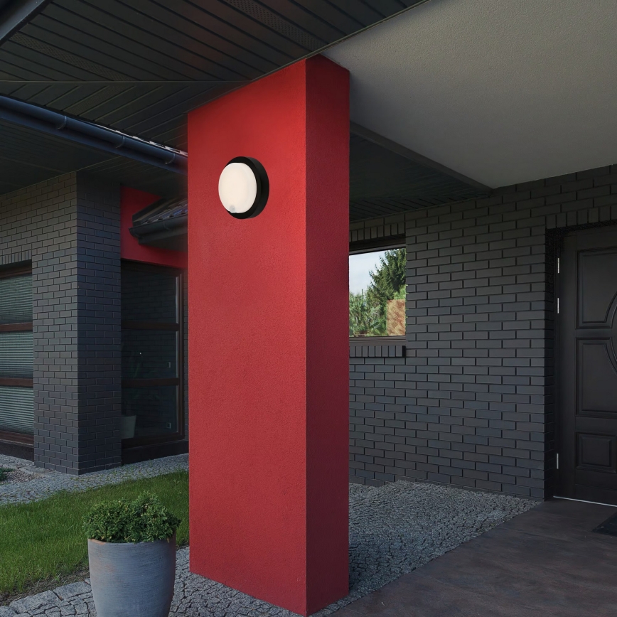 Brilo - LED uppladdningsbar utomhusvägglampa med sensor LED/4W/5V 4400 mAh IP44 svart