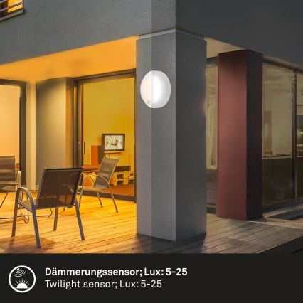 Brilo - Uppladdningsbar LED-utomhusvägglampa med sensor LED/4W/5V 4400 mAh IP44 vit