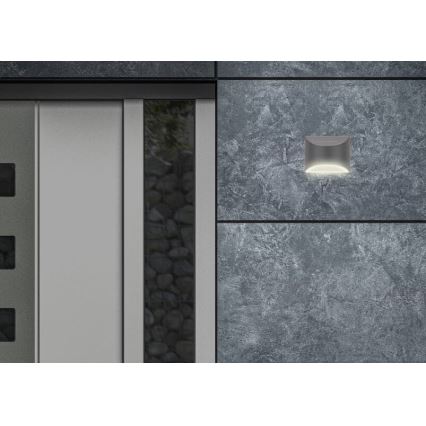 Briloner 3133015 - LED solcellsvägglampa LED/2W/3,7V IP44 3000K 300 mAh