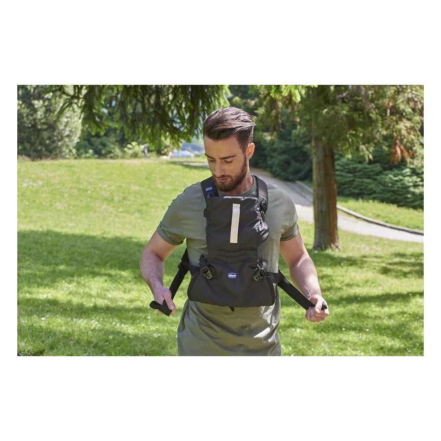 Chicco - Bärsele EASY FIT svart