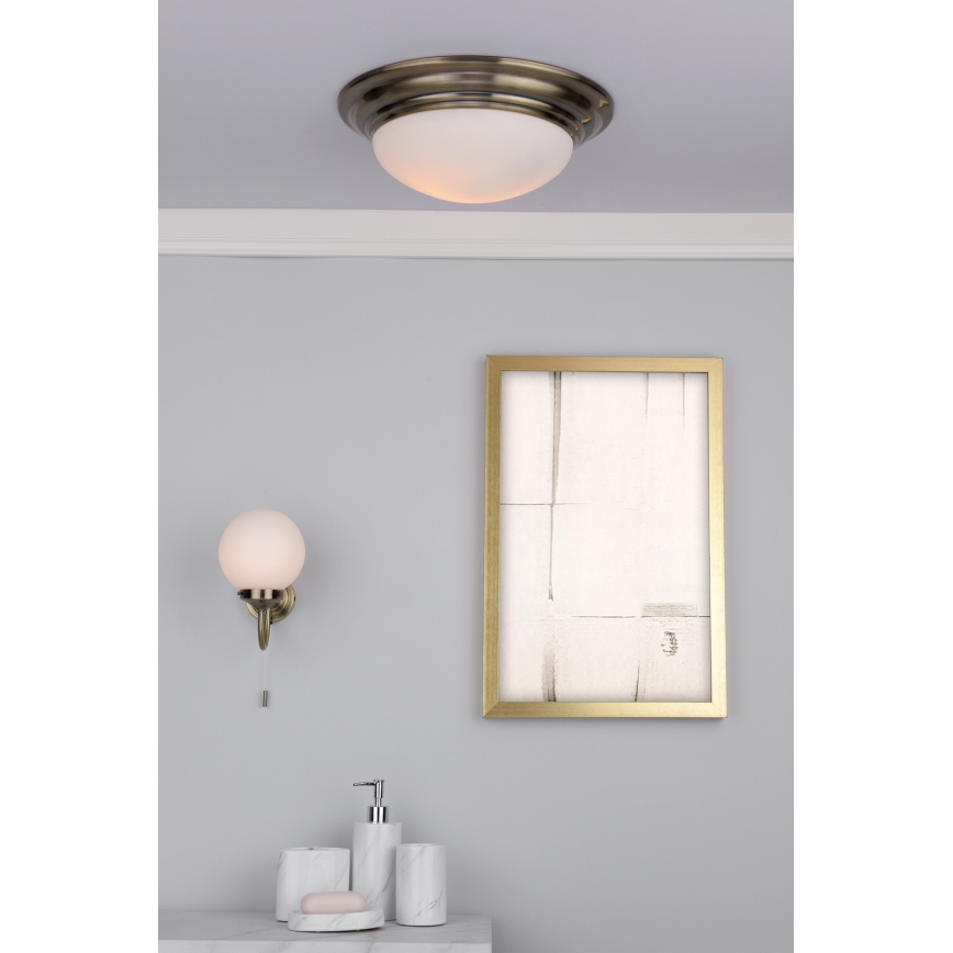 Där Lighting BAR5075 - Taklampa BARCLAY för badrum, 1xE27/60W/230V, Ø 38 cm, mässing