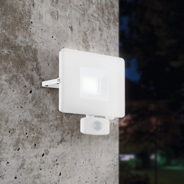 Eglo - LED-reflektor med sensor LED/30W/230V IP44
