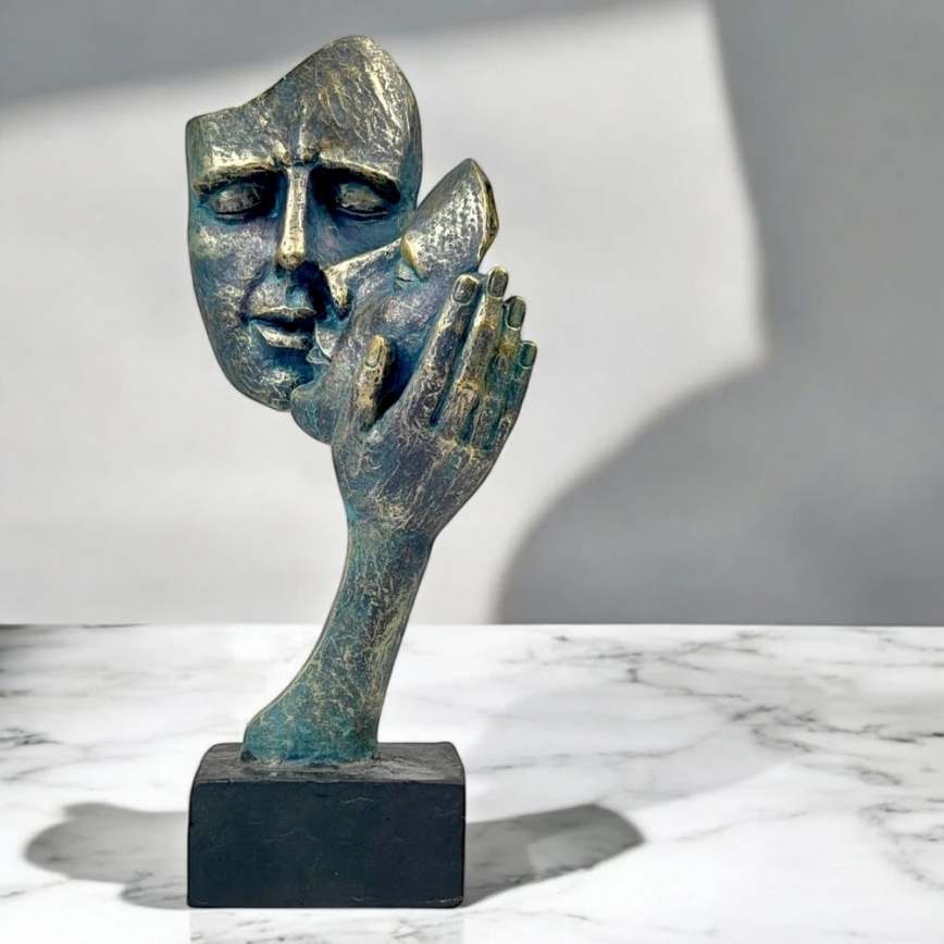 Elegant bordsdekoration 35x22x13 cm i harts med patina