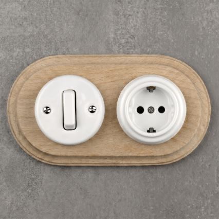 Elhard - Keramisk retroströmbrytare nr. 1 och uttag 230 V med SCHUKO-ram vit/ljust trä