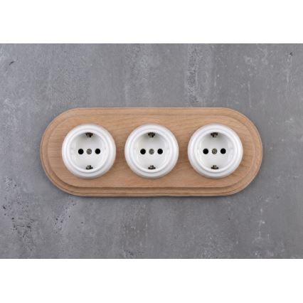 Elhard - Trippel uttag av keramik i retrostil för hemmet med ram SCHUKO 230V vit/ljus trä
