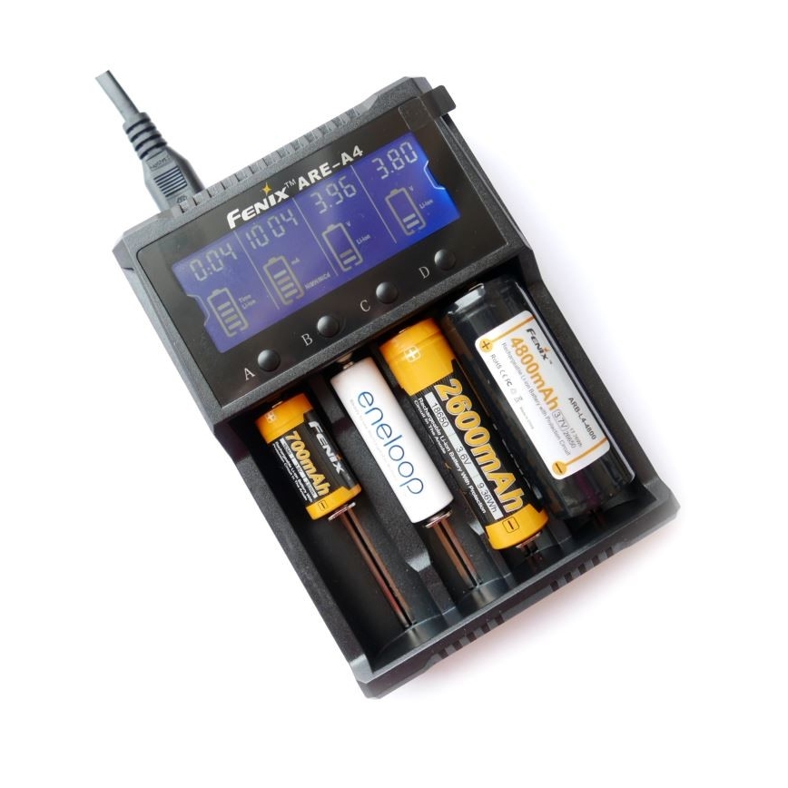 Fenix FENAREA4 - Batteriladdare 4xLi-ion/AAA/AA/C 5V