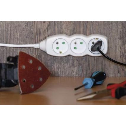 Förlängningskabel 3Z 7m vit