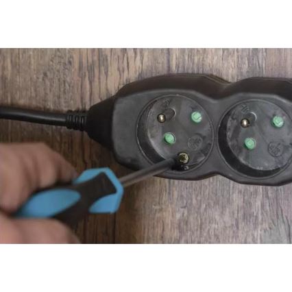 Förlängningskabel 4-polig 5m svart