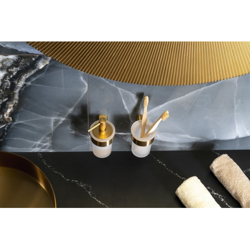 Gedy - Väggmonterad tvåldispenser PIRENEI 110 ml frostat glas/matt guld