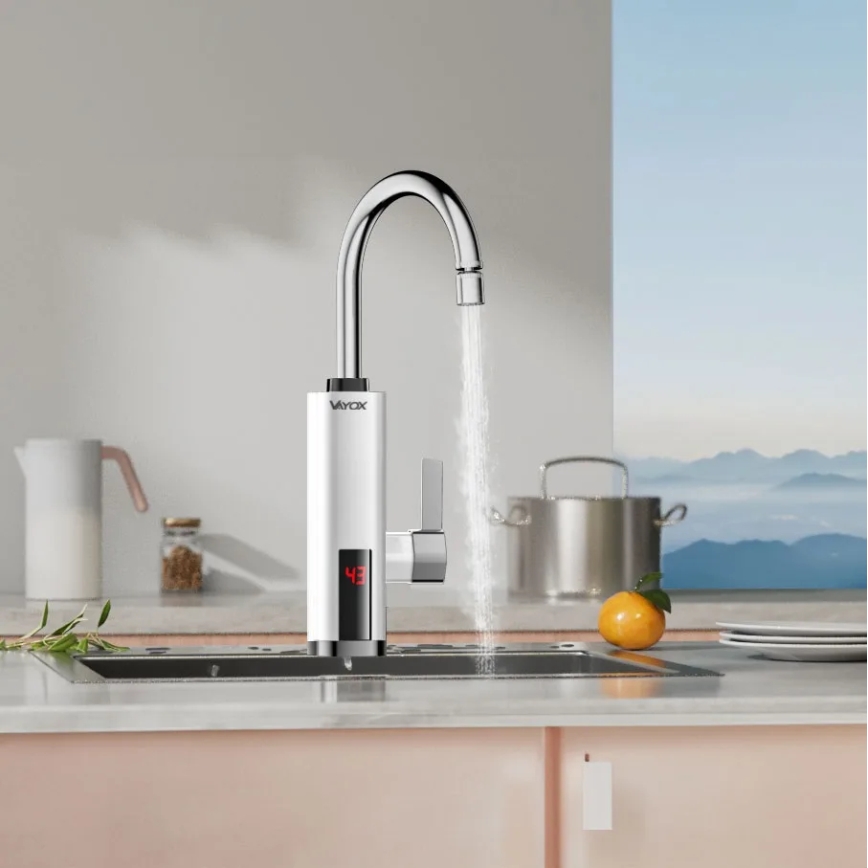 Genomströmningsvärmare med LED display 3000W/230V IPX4 vit