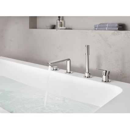 GROHE 19577001 - Fyrhåls badkarsblandare LINEARE i blank krom