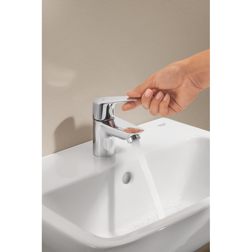 GROHE 32861001 - Tvättställsblandare BAUEDGE 131 mm blank krom
