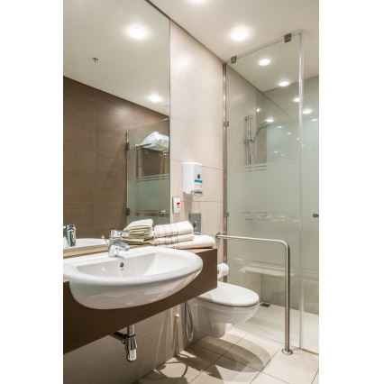 GROHE 3355220E - Tvättställsblandare EUROSTYLE COSMOPOLITAN blank krom