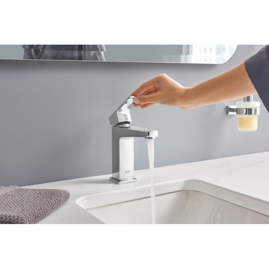GROHE 40756001 - Flytande tvåldispenser ESSENTIALS CUBE 160 ml, blank krom