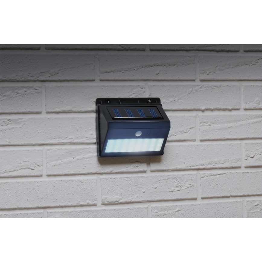 Grundig - LED solcellsdriven vägglampa med sensor LED/1,2V 600 mAh IP44